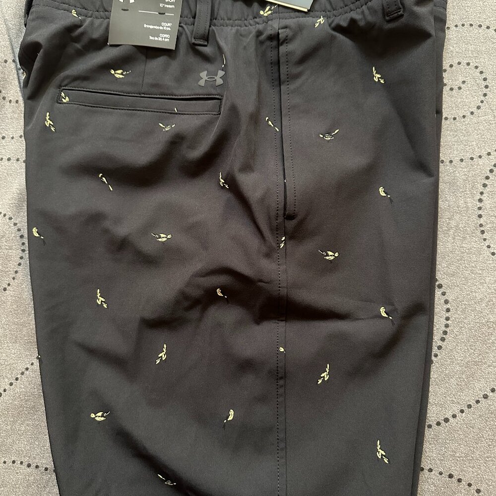 UNDER ARMOUR GOLF DRESS BLACK PRINT SHORTS SIZE 34 MEN NWT $70.00